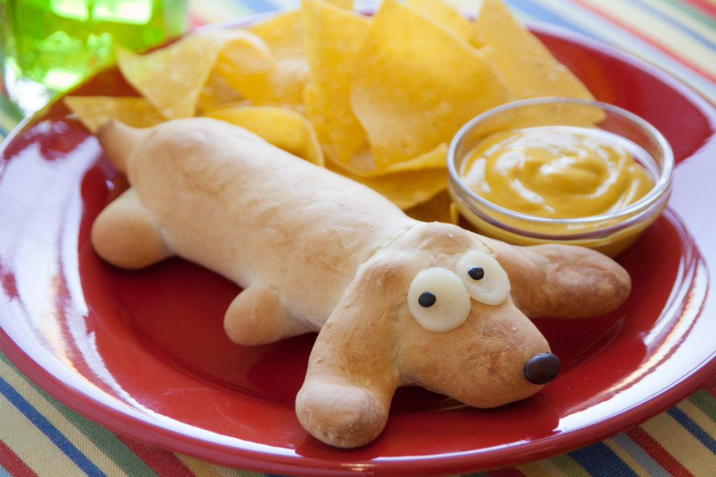 Let the kids help with this fun recipe. It would make a perfect lunch your kids will love.