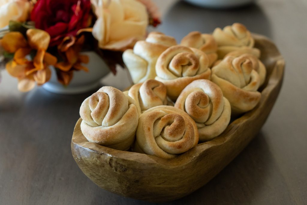 Rose Shaped Rolls