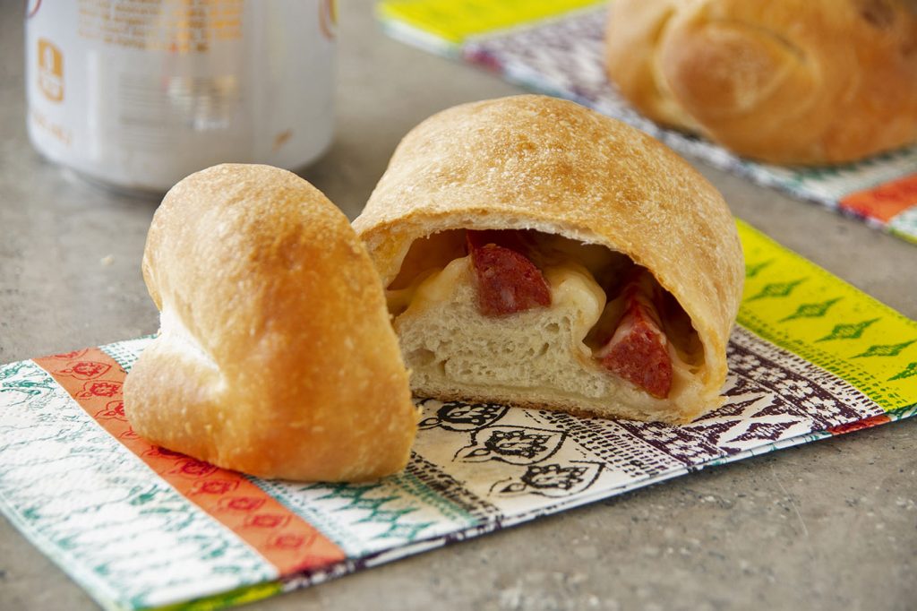 Pepperoni Rolls Rhodes BakeNServ