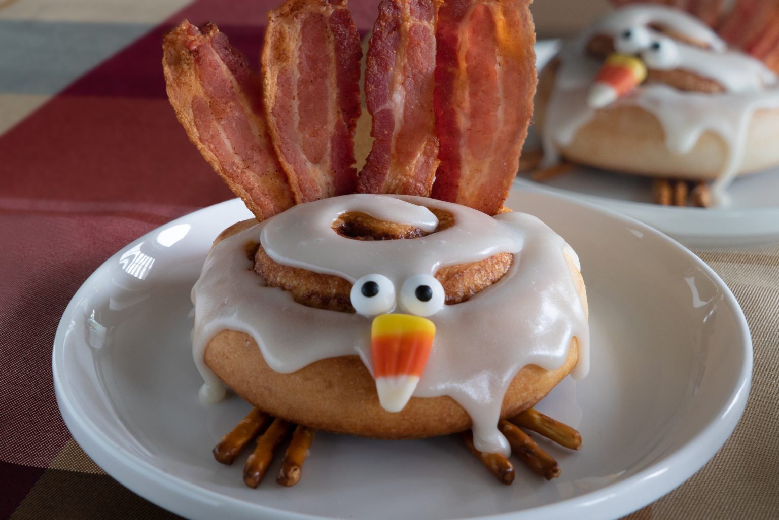 Cinnamon Roll Turkey - Rhodes Bake-N-Serv