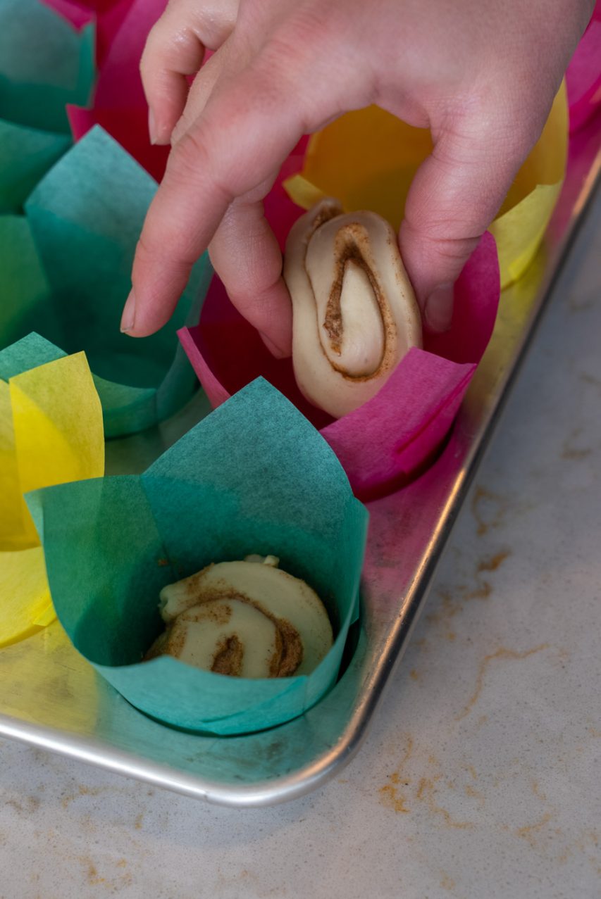 Mini Cinnamon Roll Cupcakes Rhodes BakeNServ